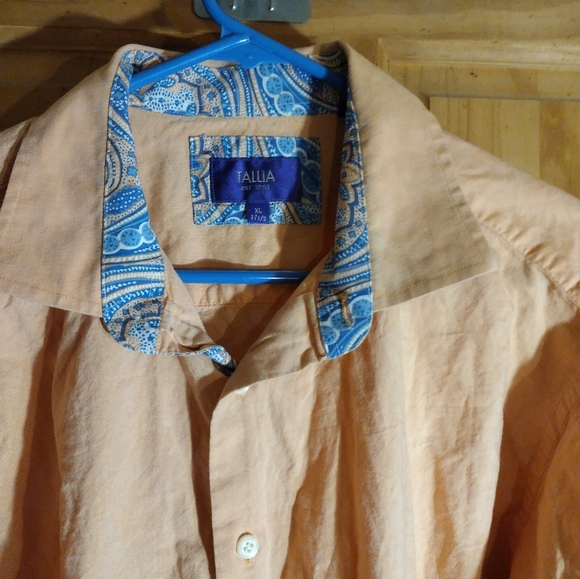 Peach Shirt with Blue Accents - Picture 2 of 7